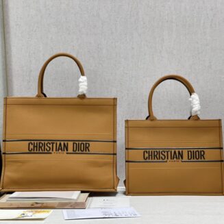 Diro Book Tote